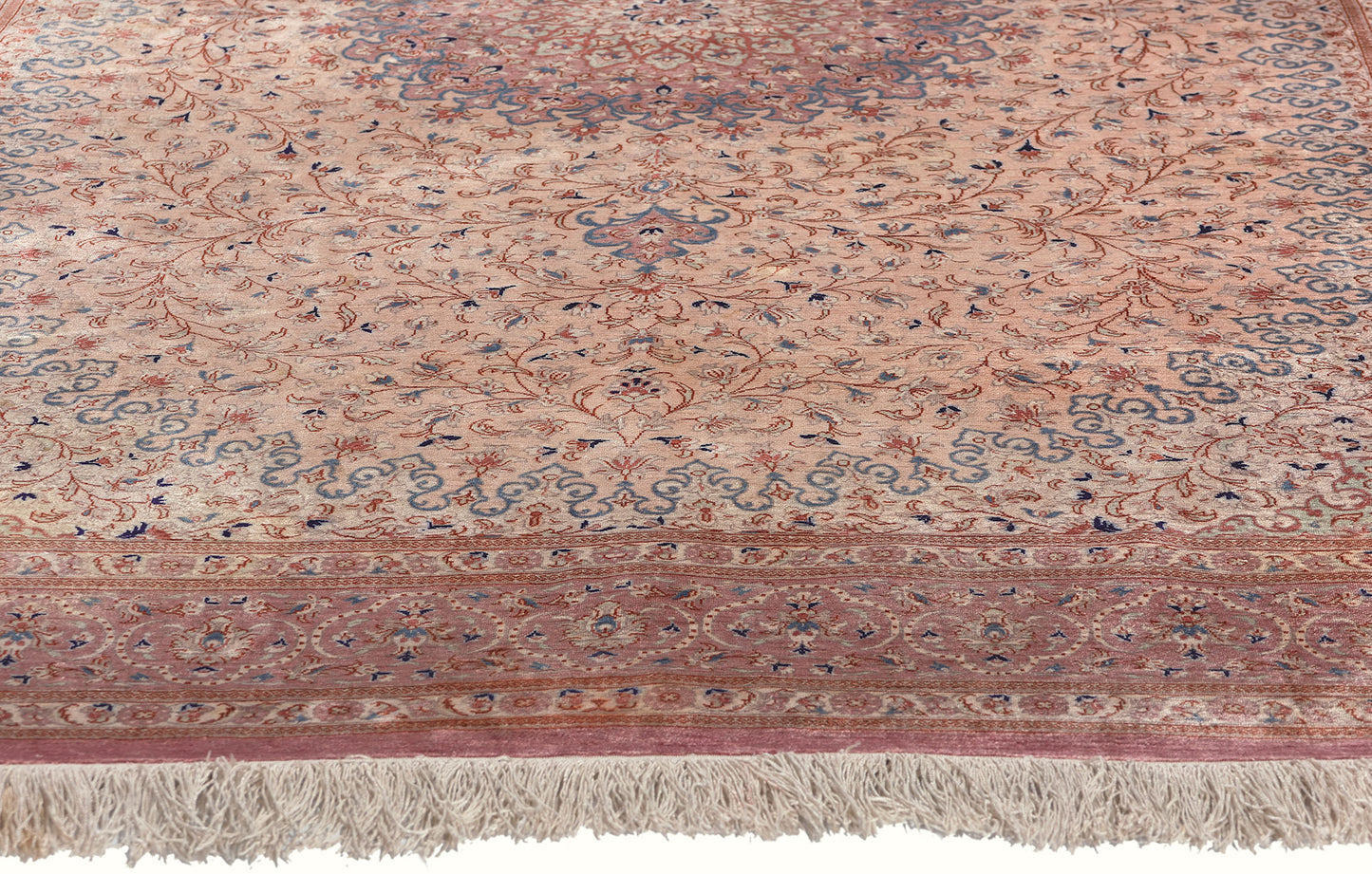 4 x 6 Vintage Persian Silk Qum Rug 78681