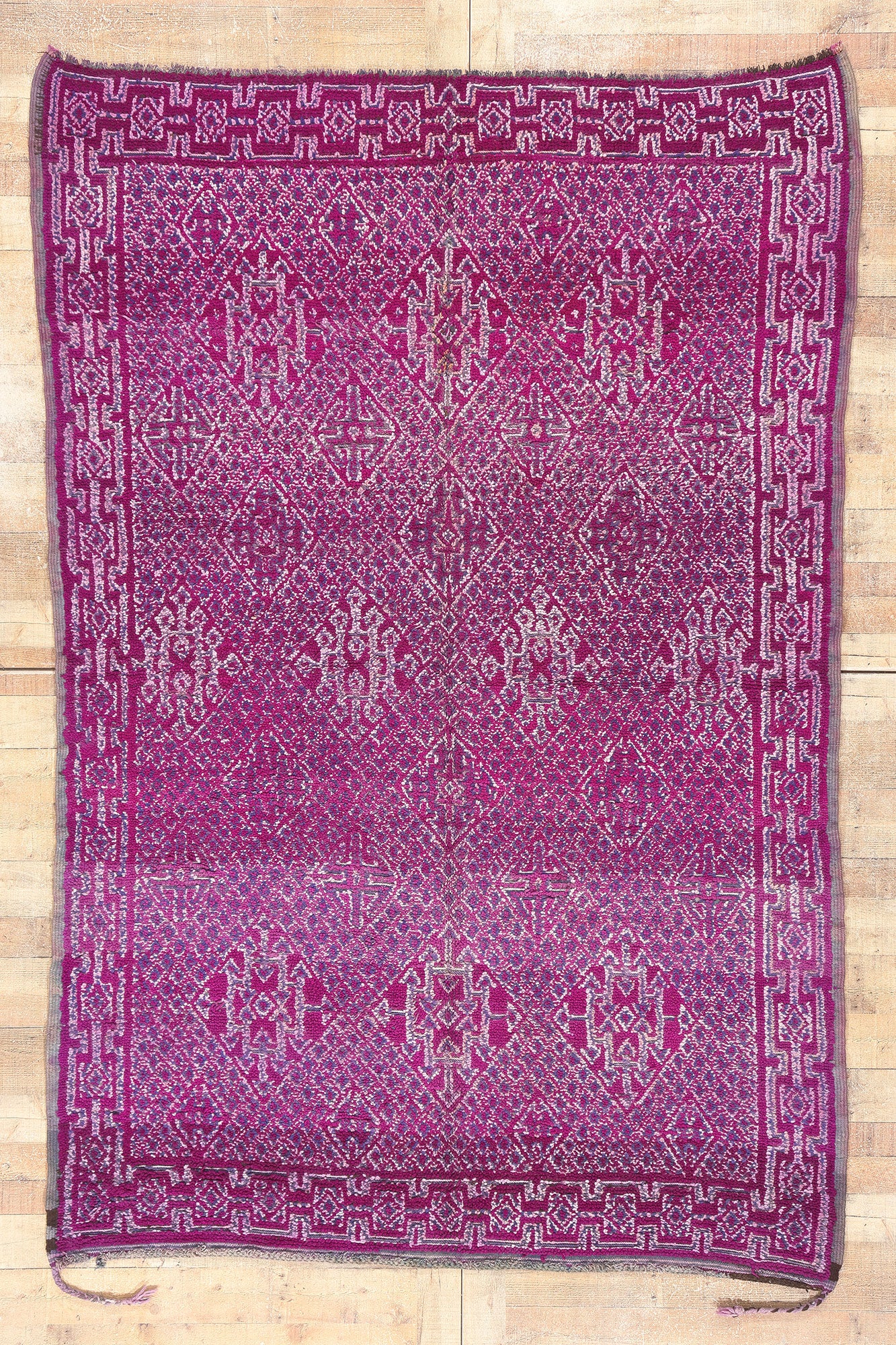 6 x 9 Vintage Purple Beni MGuild Moroccan Rug 20959