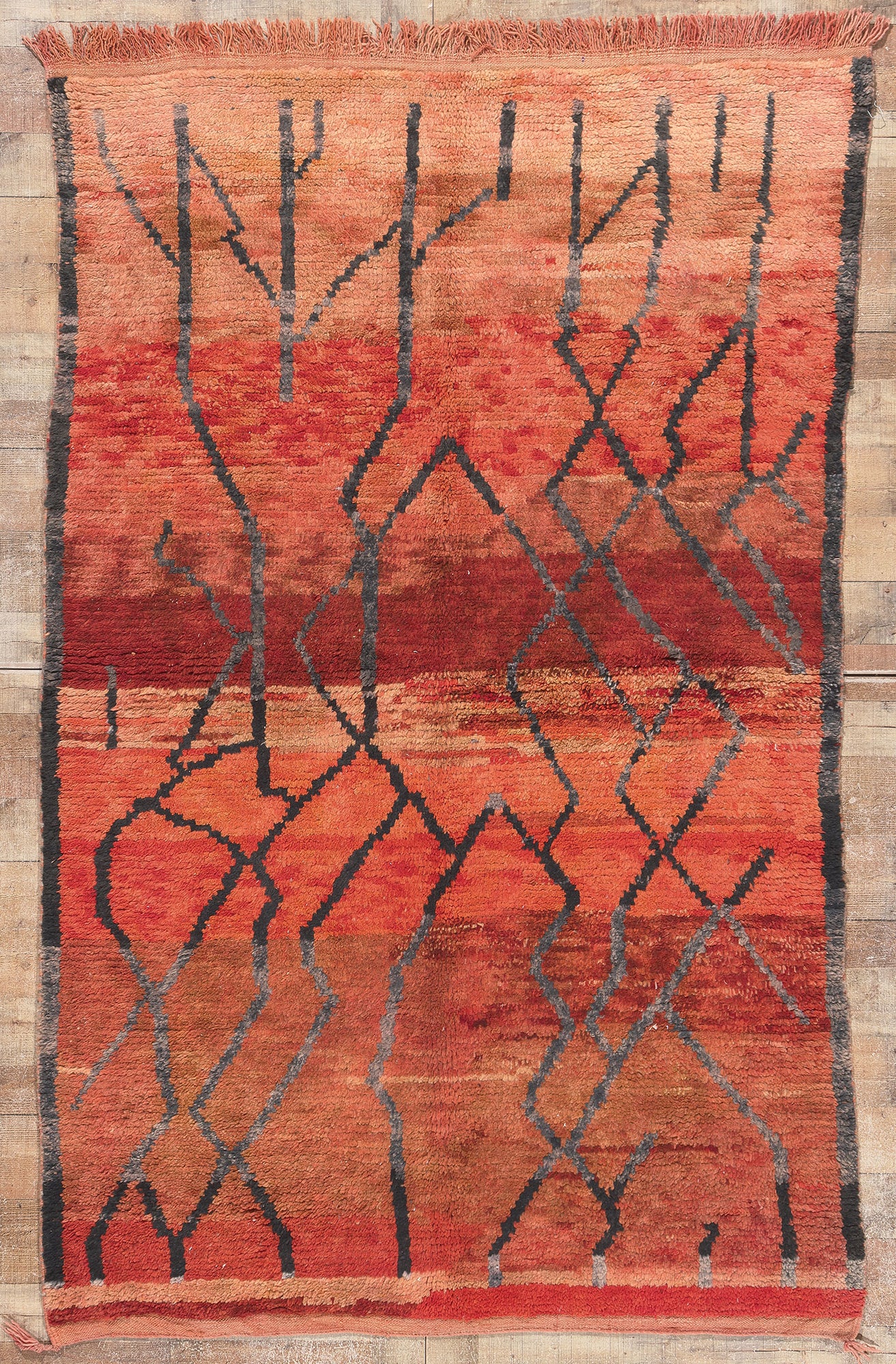 5 x 8 Vintage Red Talsint Moroccan Rug 20274
