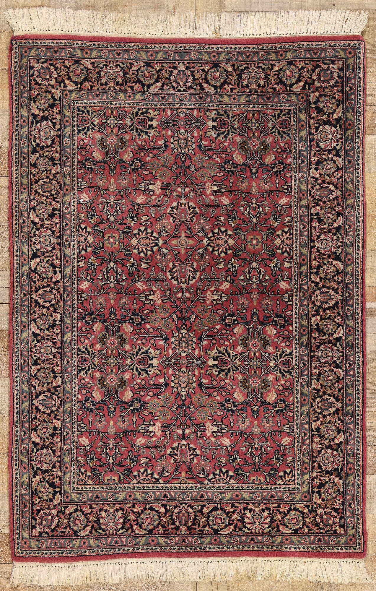 4 x 6 Vintage Red Persian Bijar Rug 78693