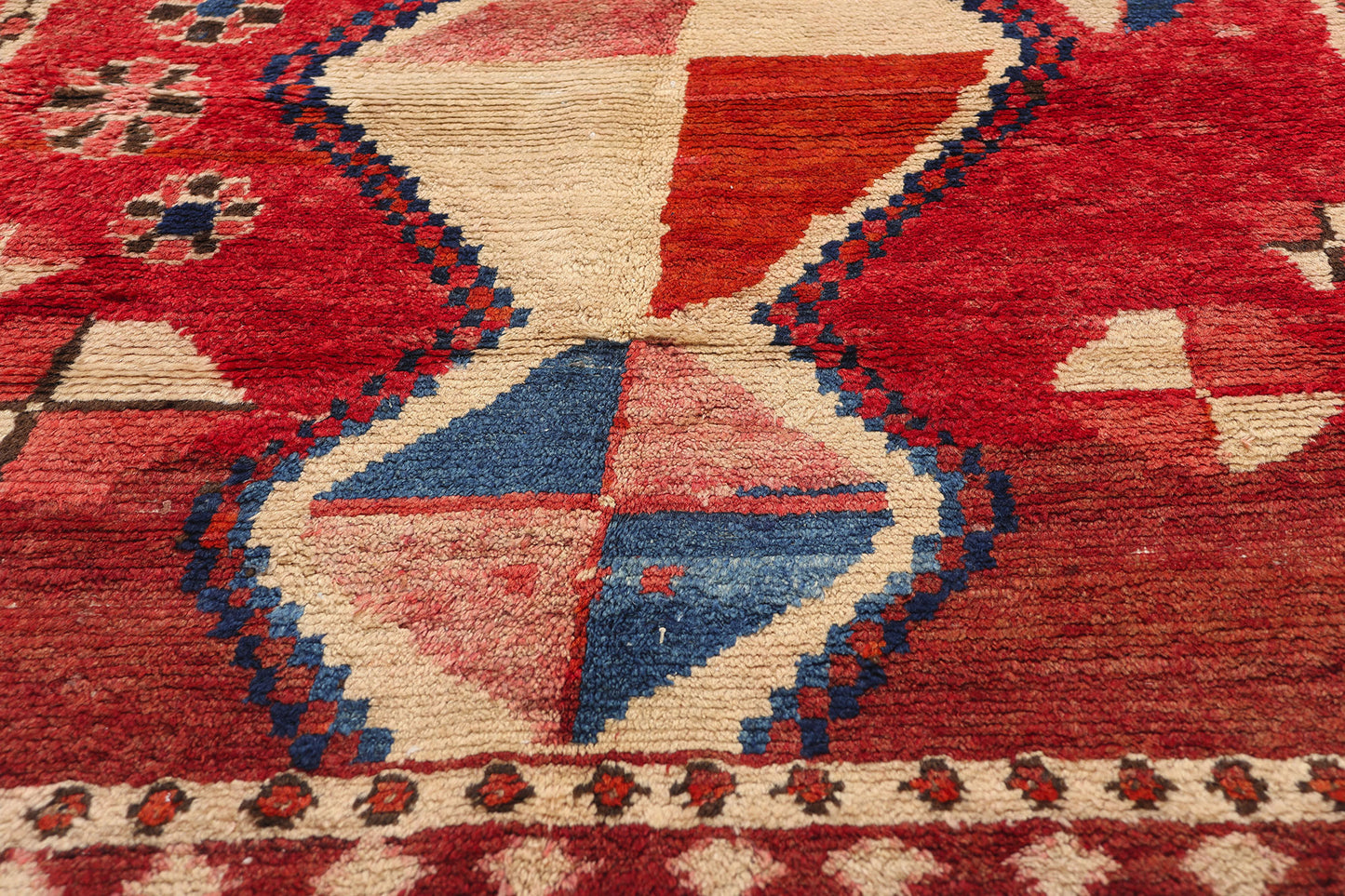4 x 6 Vintage Persian Lori Rug 78889