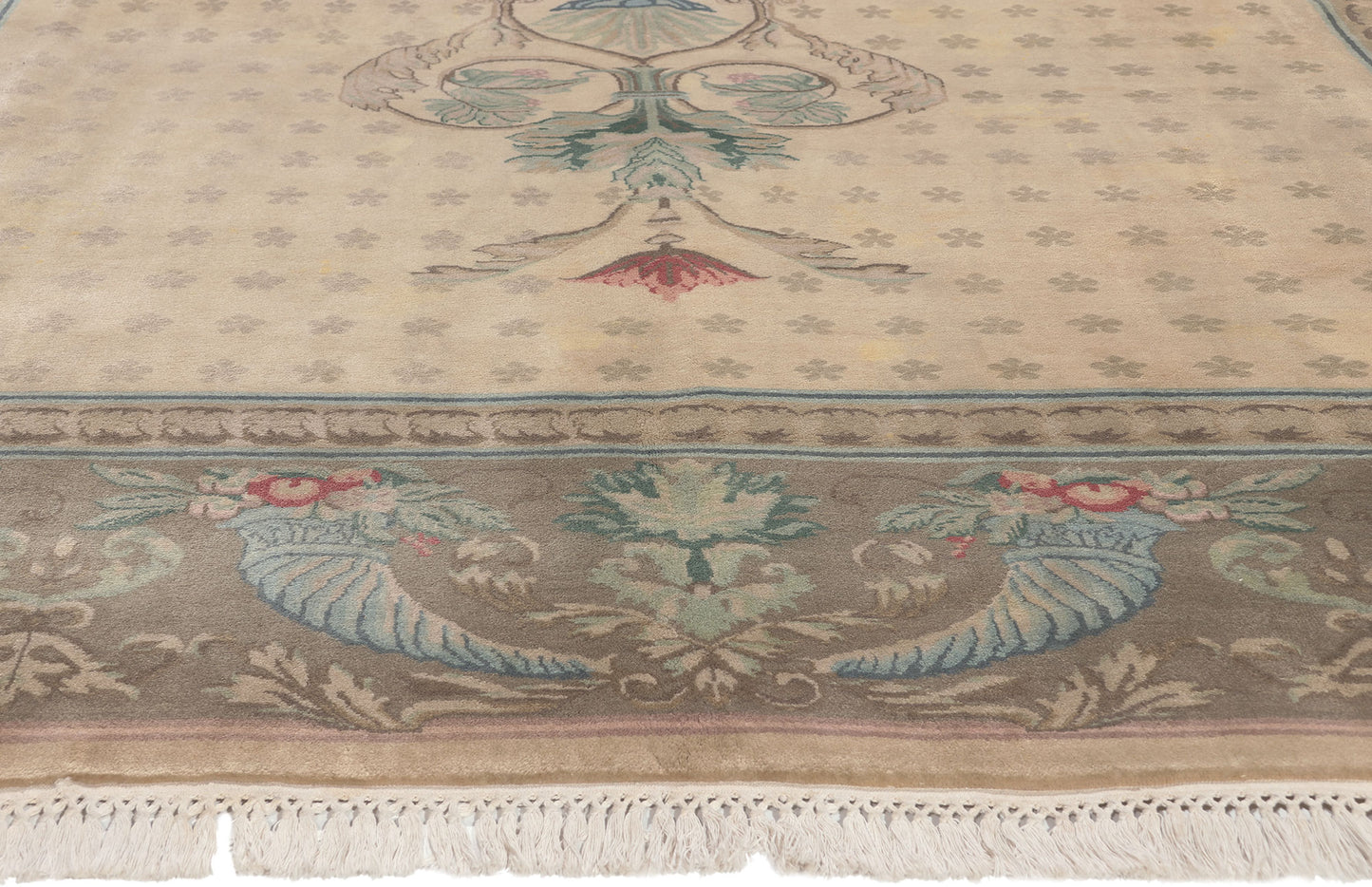 8 x 10 Vintage Indian Savonnerie Rug 74753