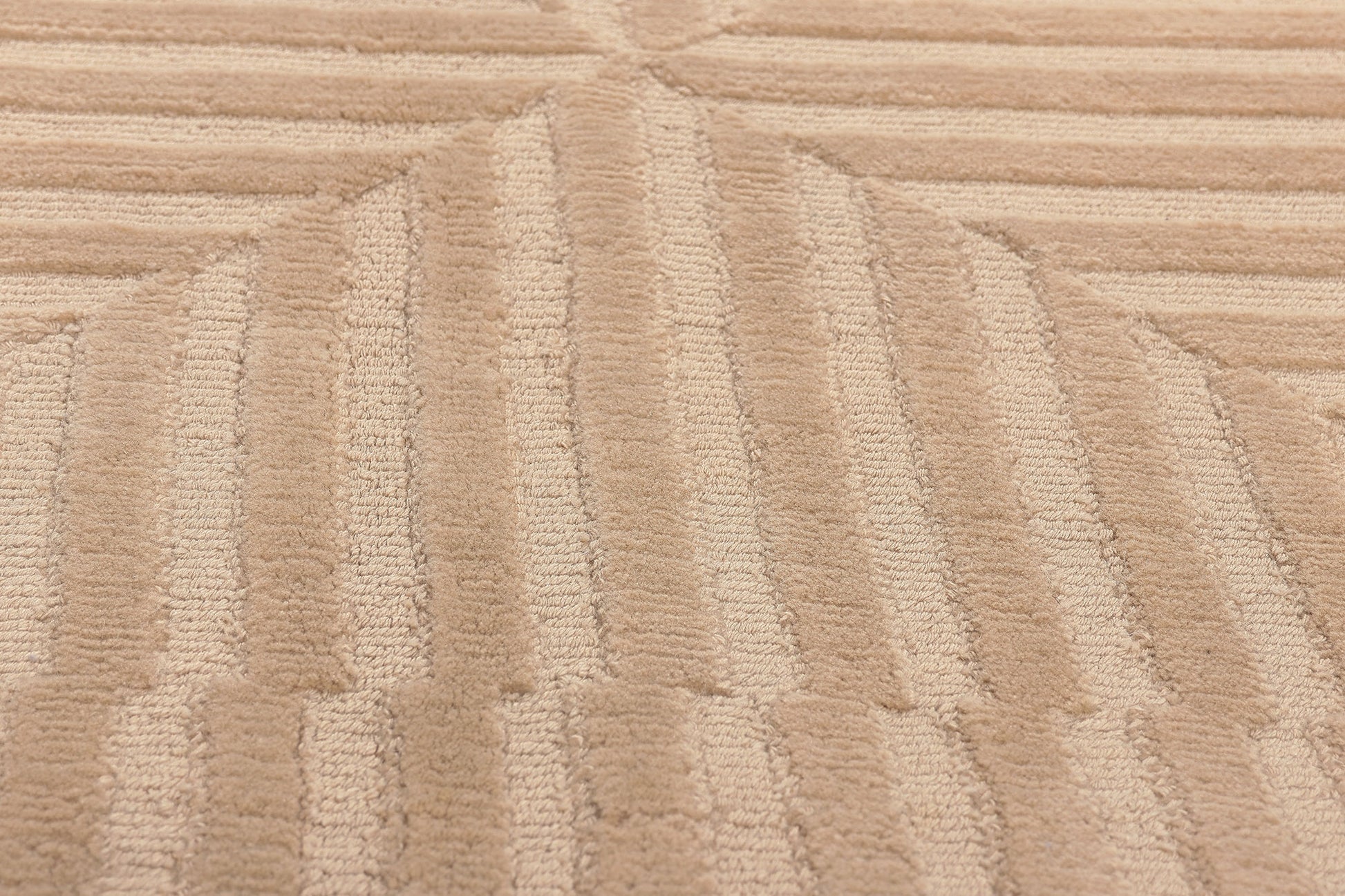 9 x 11 Vintage Tibetan High-Low Rug 77307