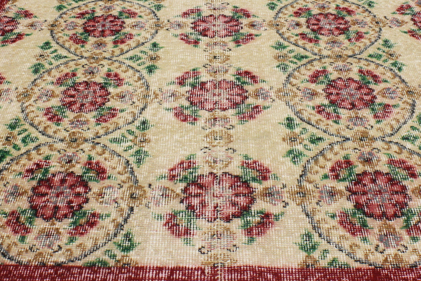 4 x 7 Vintage Turkish Sivas Rug 51973