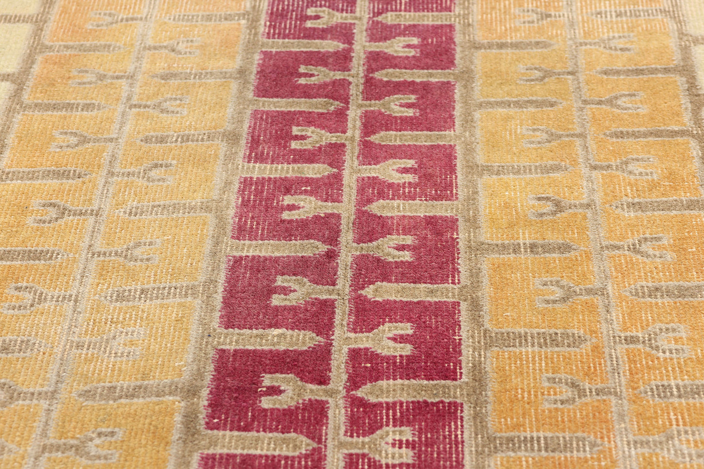 4 x 7 Zeki Muren Vintage Turkish Sivas Rug 51927
