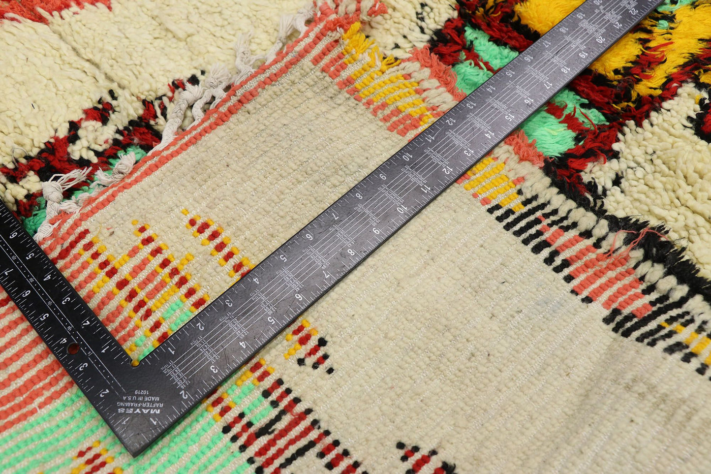 4 x 5 Vintage Moroccan Azilal Rug 21570