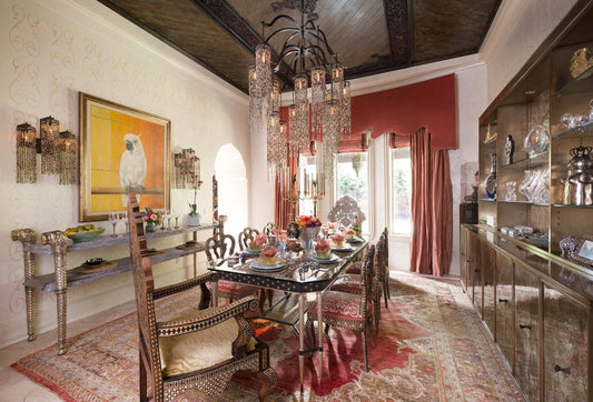 Dining room with the perfect rug