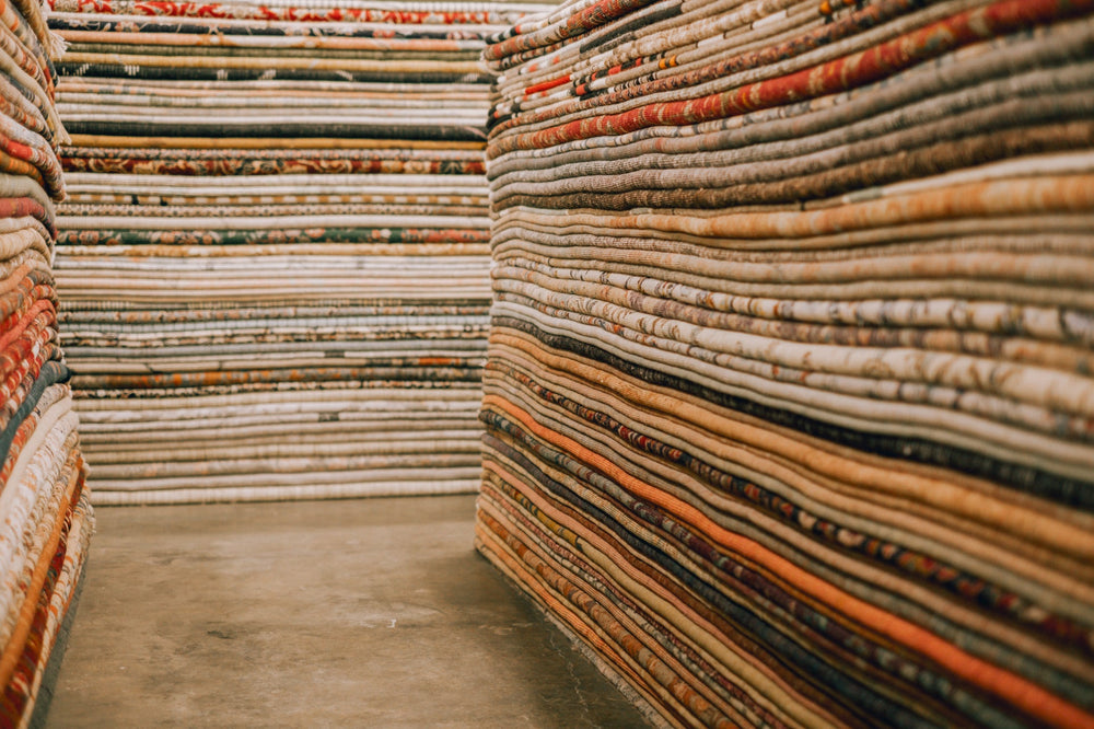 Old Rug Store Antique Rugs | Contemporary and Antique Carpets | Handcrafted Rugs Dal ...