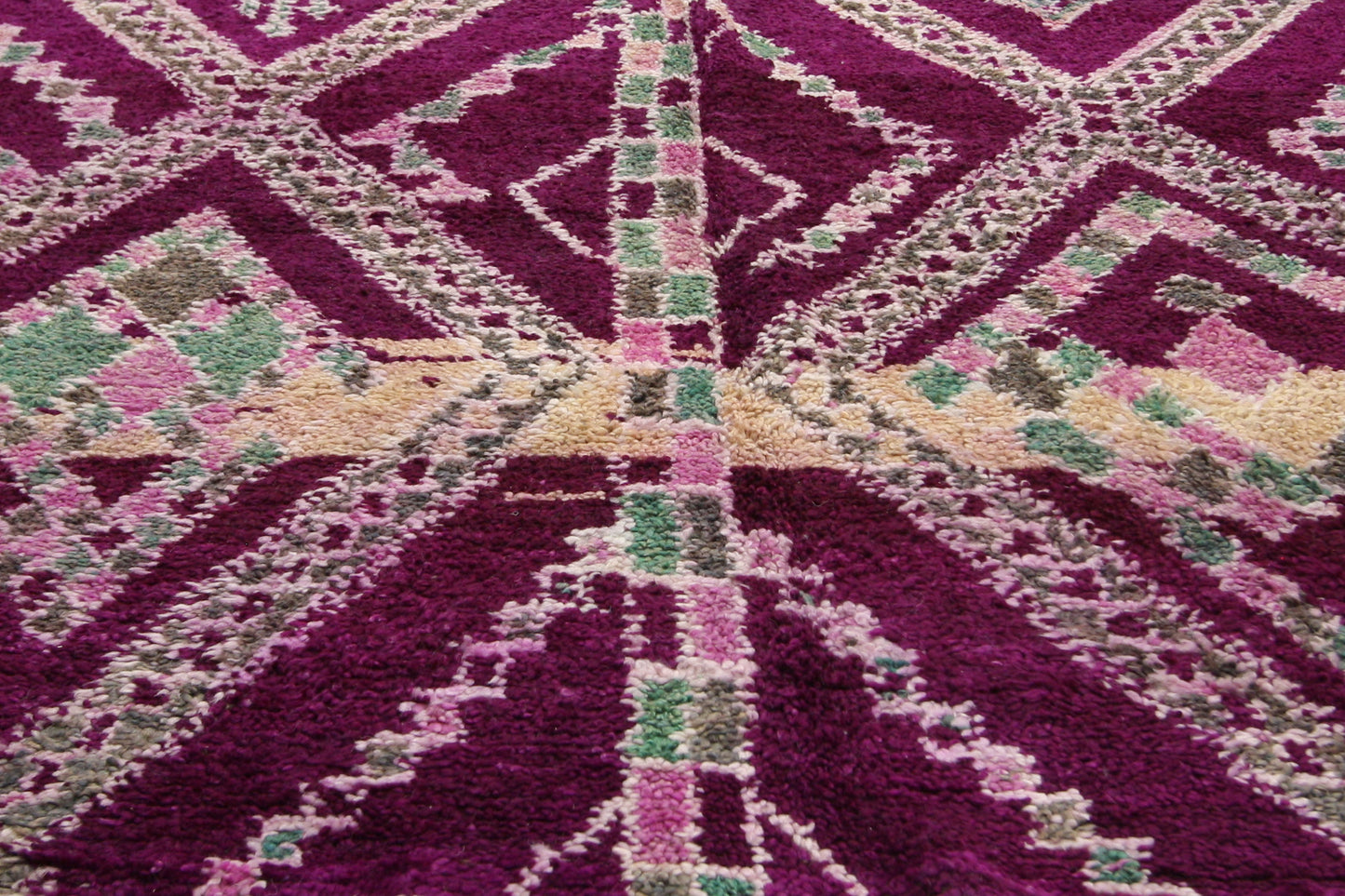 6 x 12 - Purple Vintage Moroccan Rug - 20684