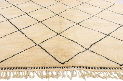 7 x 10 - Beige Moroccan Rug - 20761
