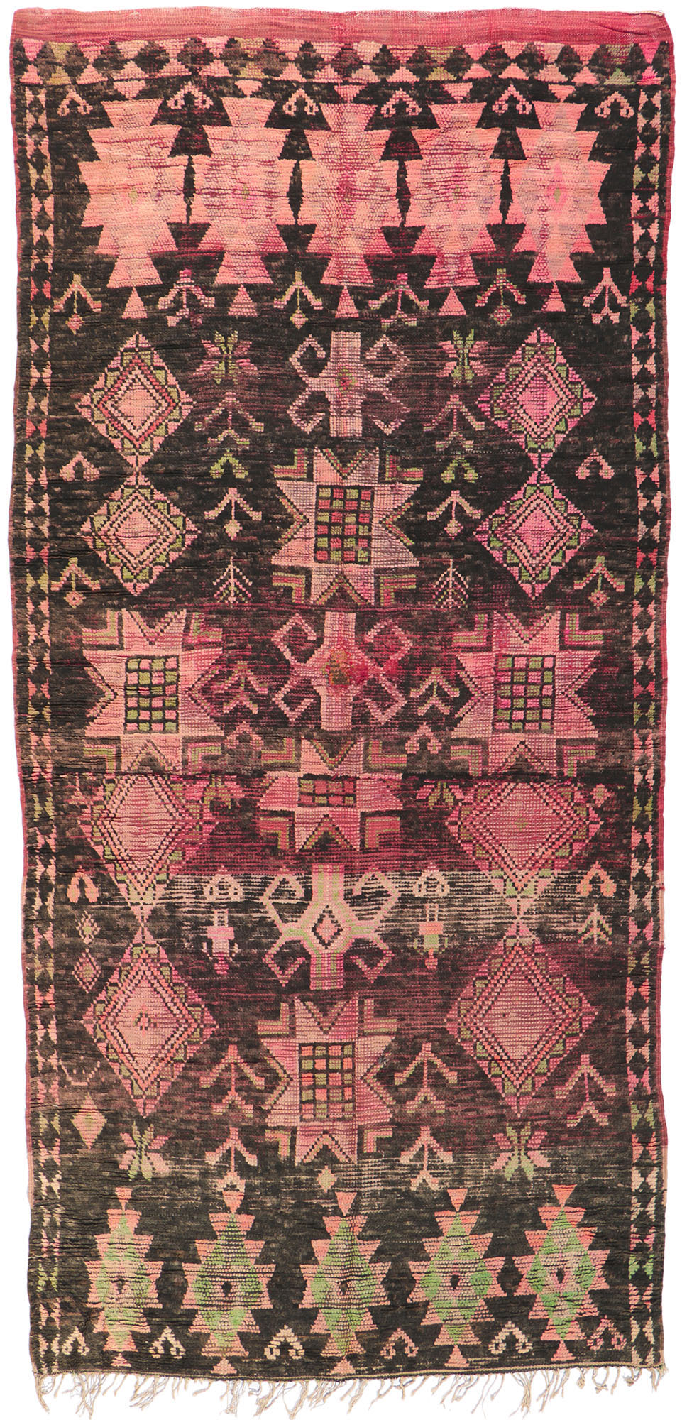 6 x 11 - Pink Vintage Moroccan Rug - 21320