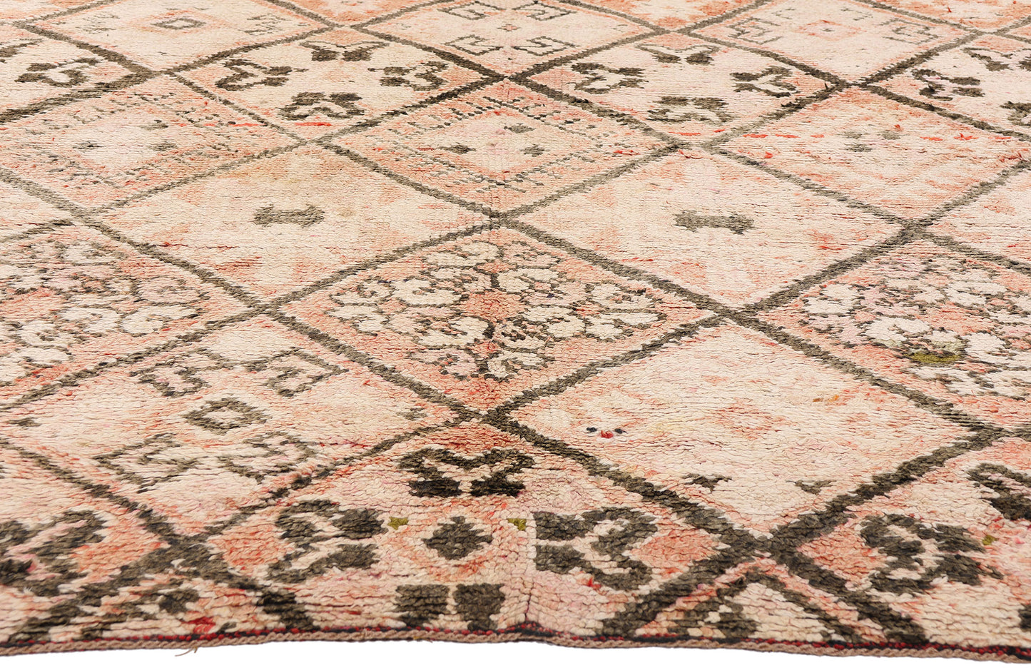 6 x 9 - Rust Vintage Moroccan Rug - 21340