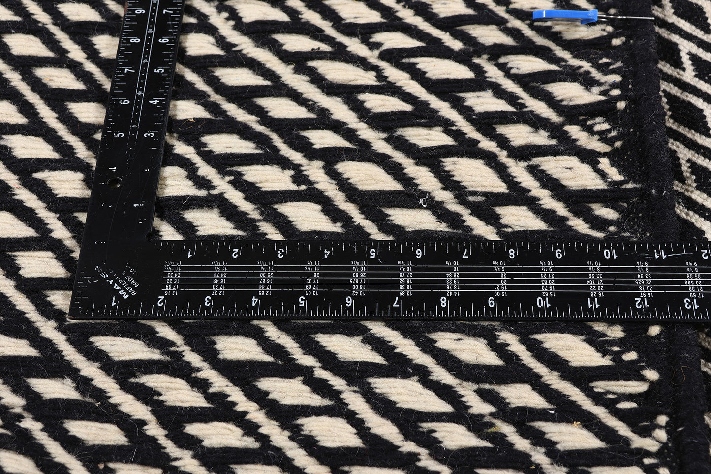 10 x 14 - Black New Zanafi Moroccan Rug - 21865