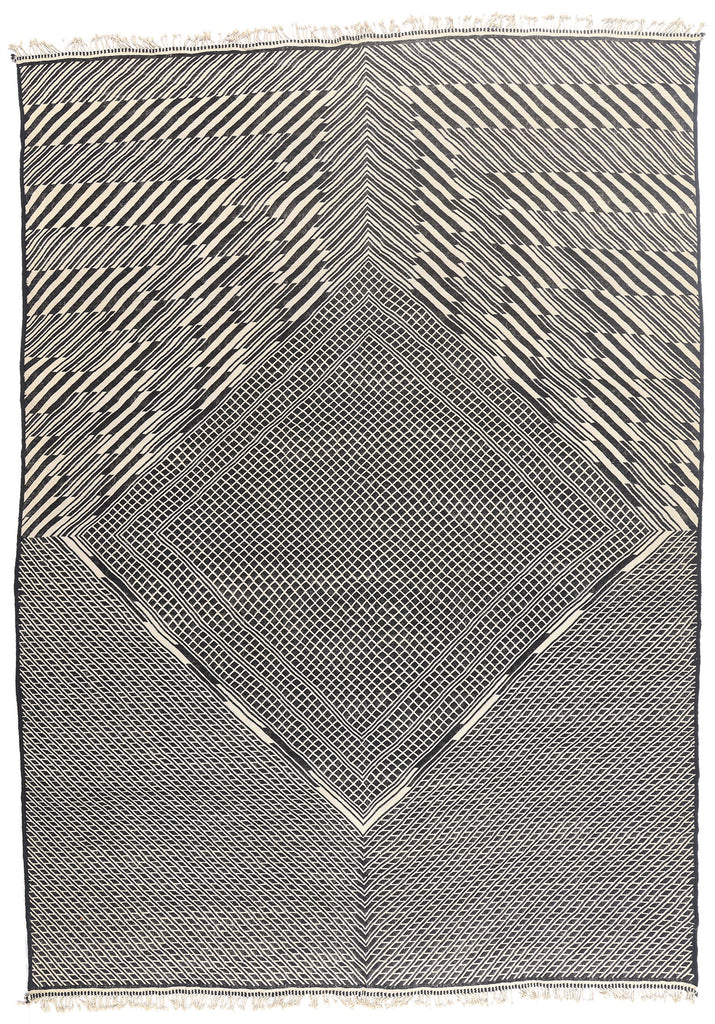 10 x 14 - Black New Zanafi Moroccan Rug - 21865