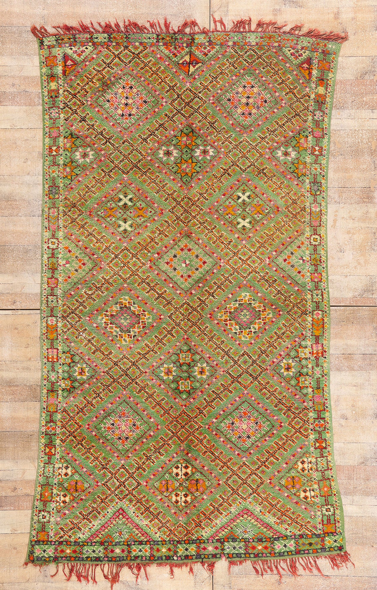 5 x 10 - Green Vintage Beni MGuild Moroccan Rug - 21872