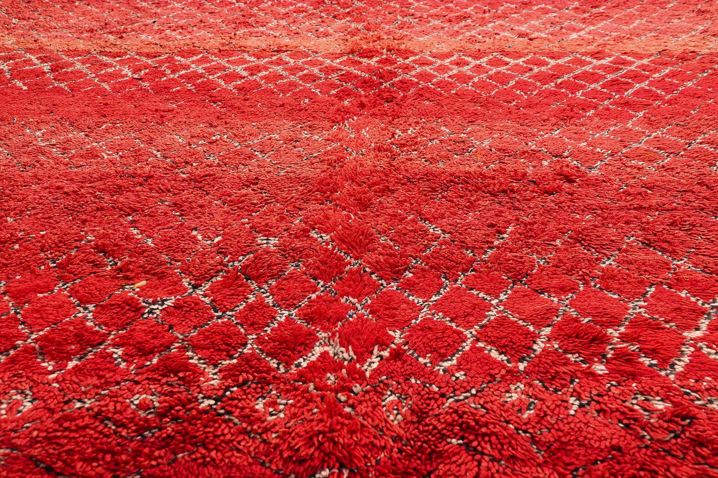 7 x 10 - Red Vintage Beni MGuild Moroccan Rug - 21883