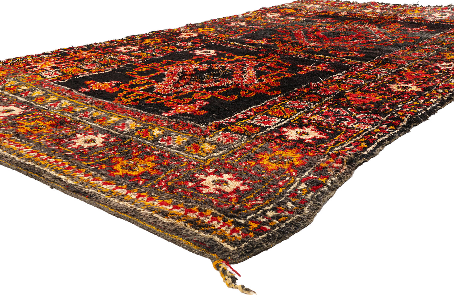 6 x 10 - Black Vintage Beni MGuild Moroccan Rug - 21888