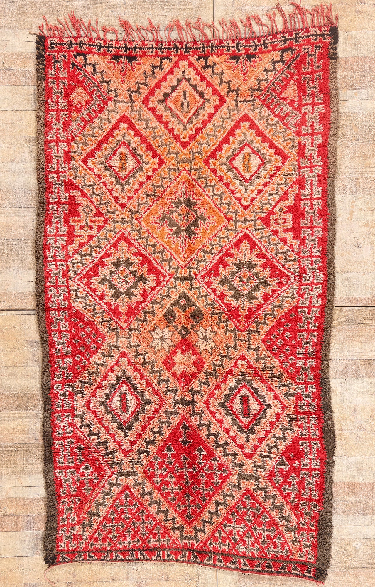 5 x 9 - Red Vintage Beni MGuild Moroccan Rug - 21899