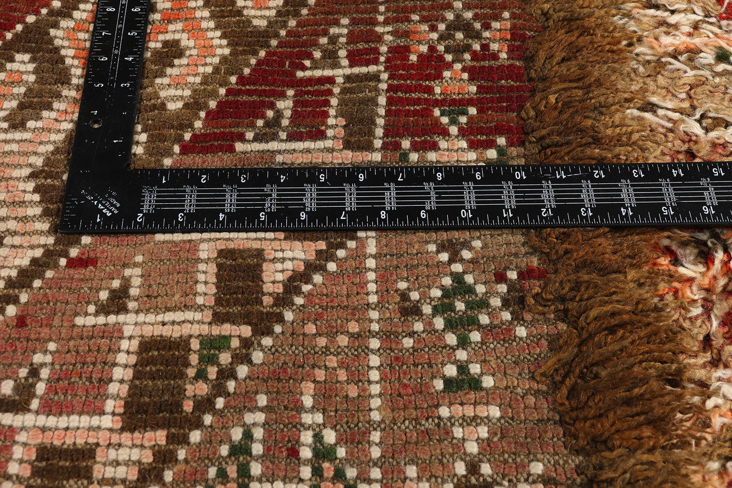 7 x 11 - Tan Vintage Beni MGuild Moroccan Rug - 21906