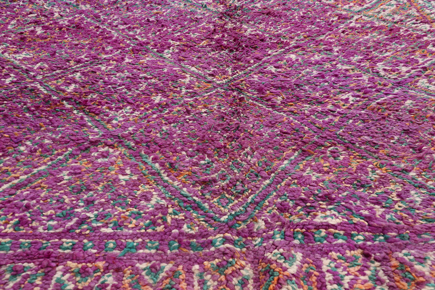 6 x 12 - Purple Vintage Beni MGuild Moroccan Rug - 21907