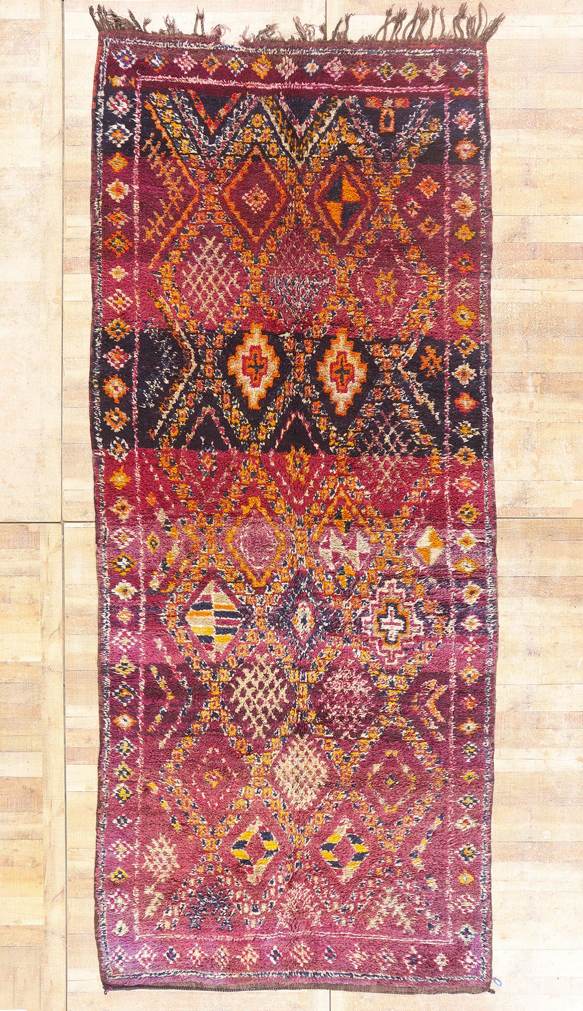6 x 14 - Magenta Vintage Beni MGuild Moroccan Rug - 21909