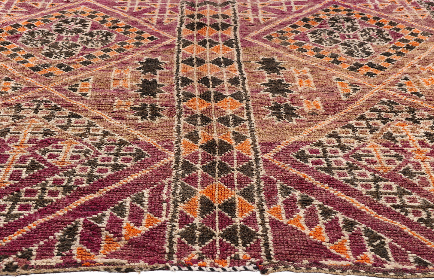 6 x 10 - Purple Vintage Beni MGuild Moroccan Rug - 21916