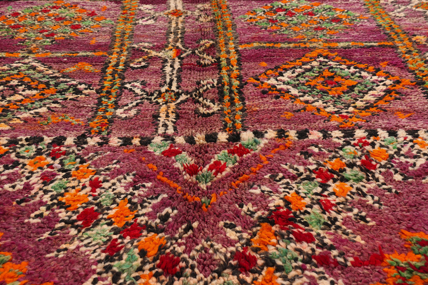 6 x 12 - Magenta Vintage Beni MGuild Moroccan Rug - 21918