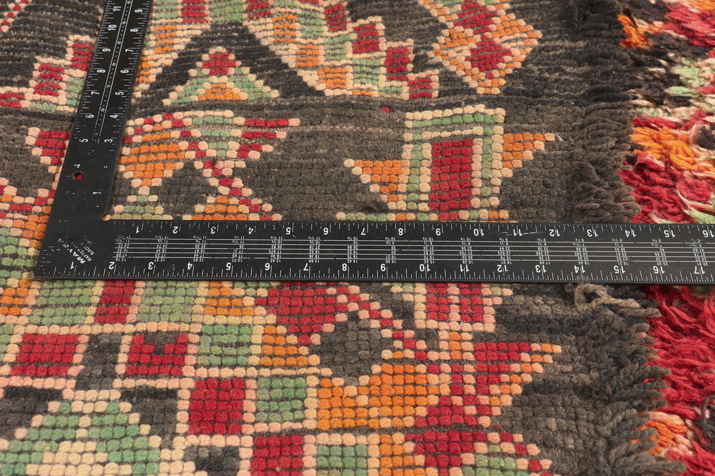 8 x 11 - Red Vintage Beni MGuild Moroccan Rug - 21926
