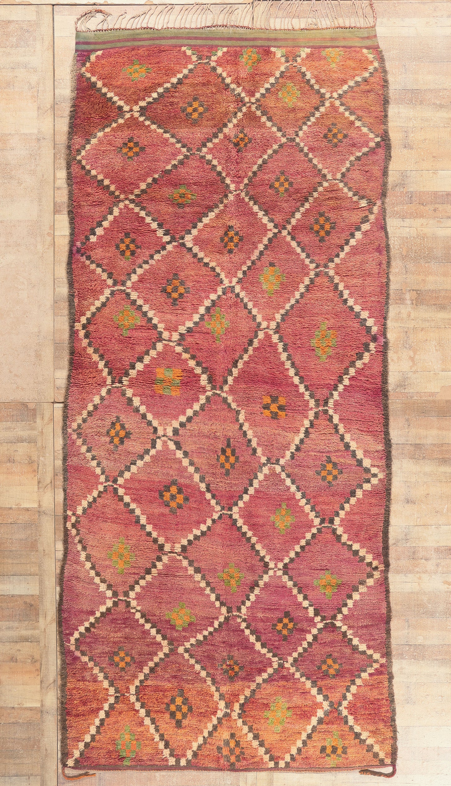 6 x 15 - Magenta Vintage Boujad Moroccan Rug - 21927