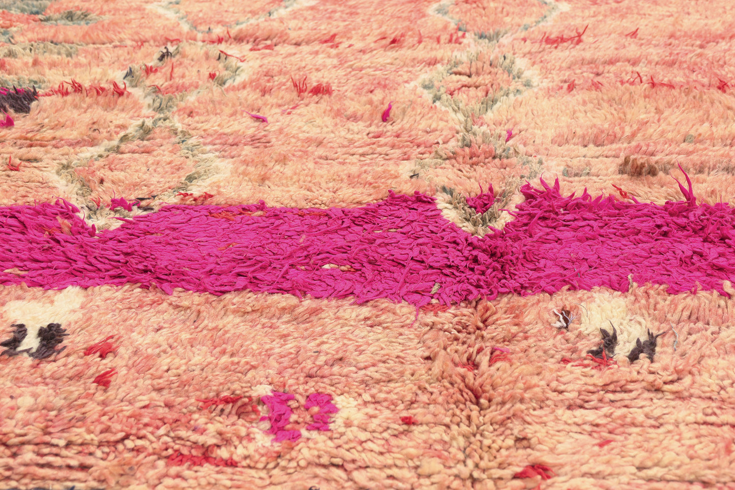 6 x 9 - Pink Vintage Boujad Moroccan Rug - 21932
