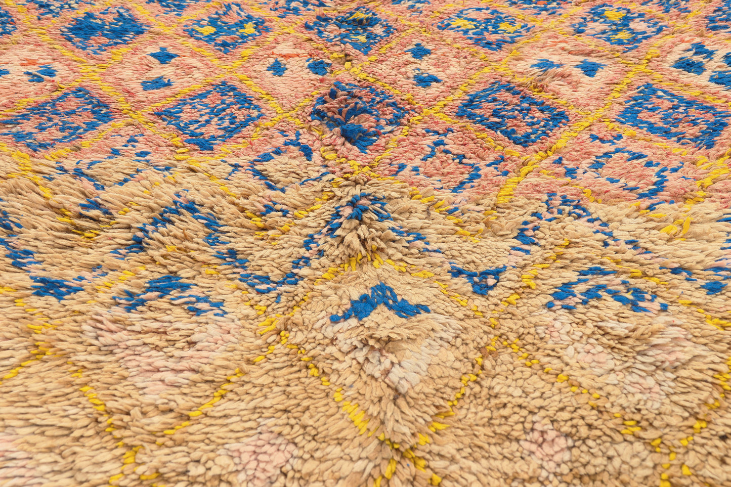 6 x 9 - Peach Vintage Boujad Moroccan Rug - 21933