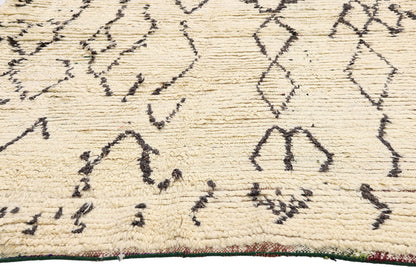 4 x 6 - Ivory Vintage Azilal Moroccan Rug - 21938