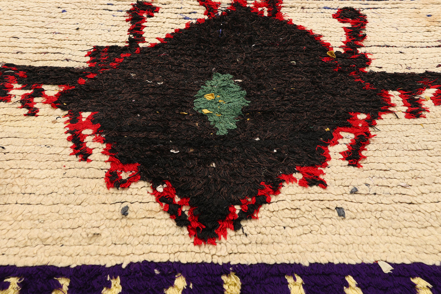 4 x 6 - Ivory Vintage Azilal Moroccan Rug - 21956