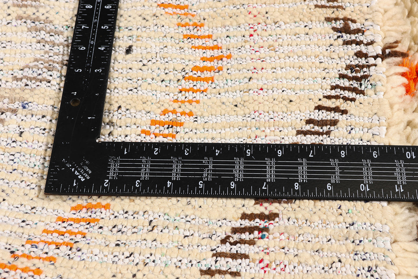 3 x 6 - Ivory Vintage Azilal Moroccan Rug - 21980