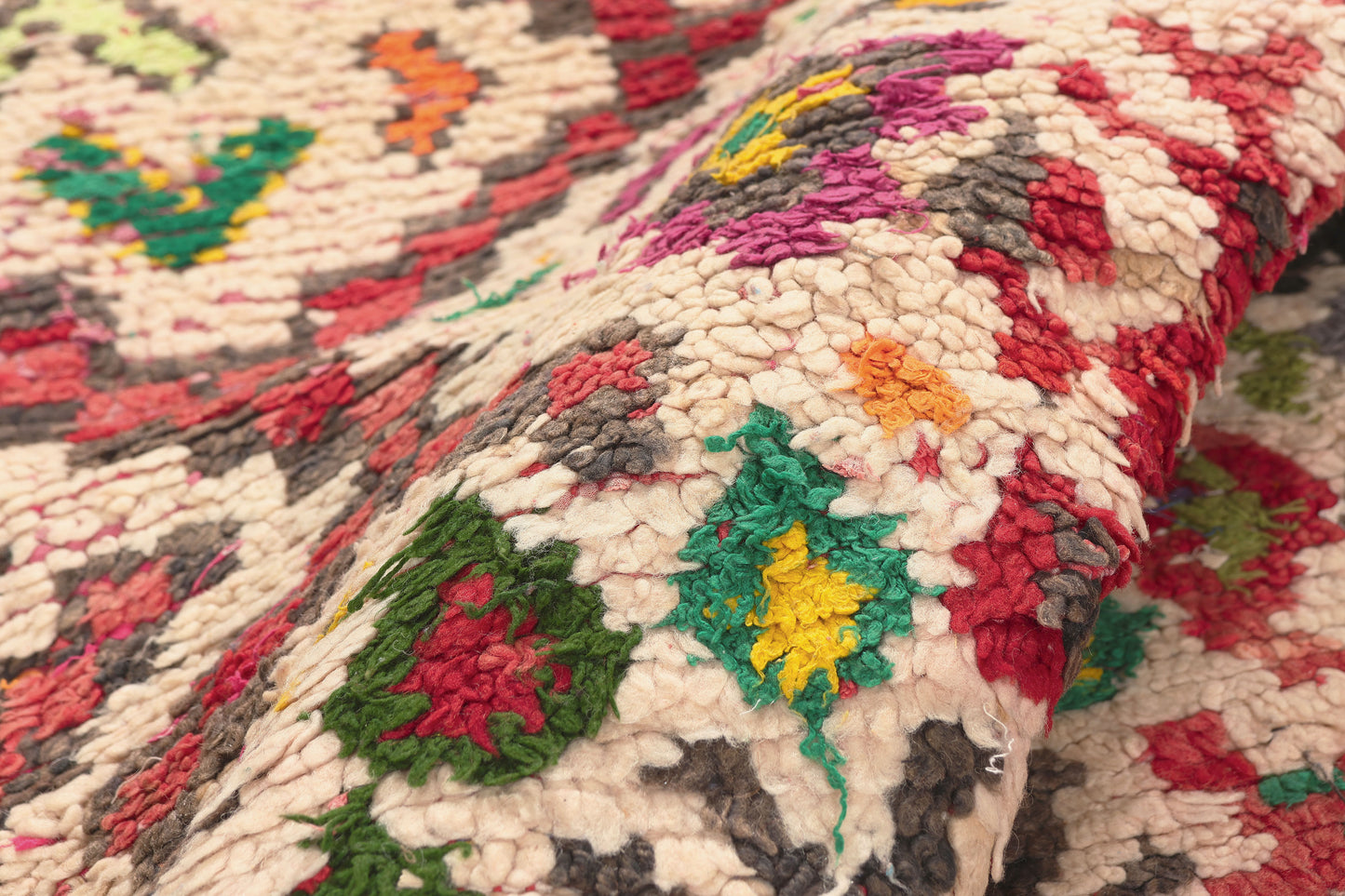 3 x 5 - Ivory Vintage Azilal Moroccan Rug - 22000