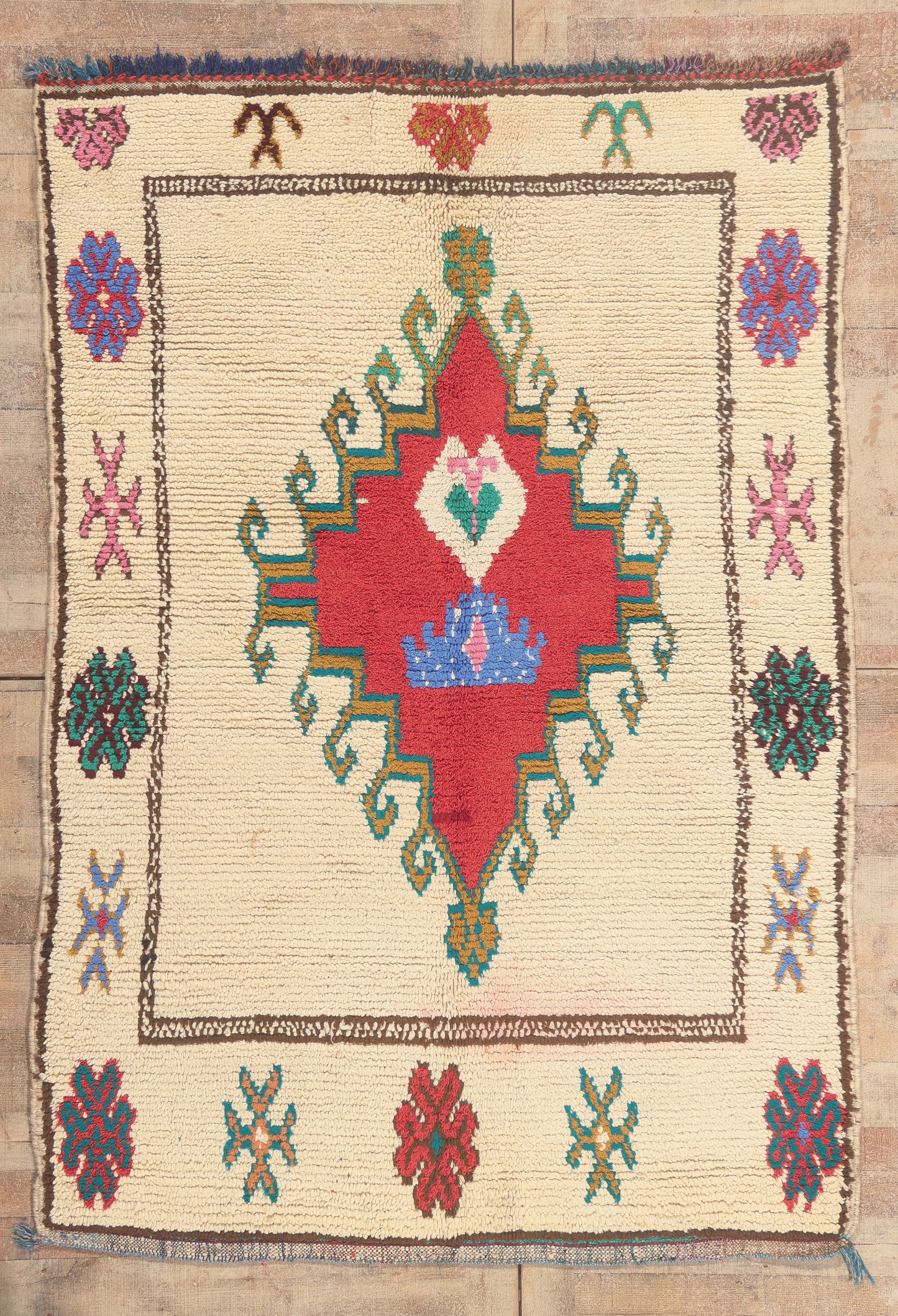5 x 7 - Ivory Vintage Azilal Moroccan Rug - 22006