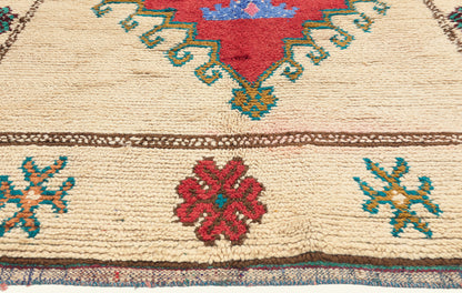 5 x 7 - Ivory Vintage Azilal Moroccan Rug - 22006