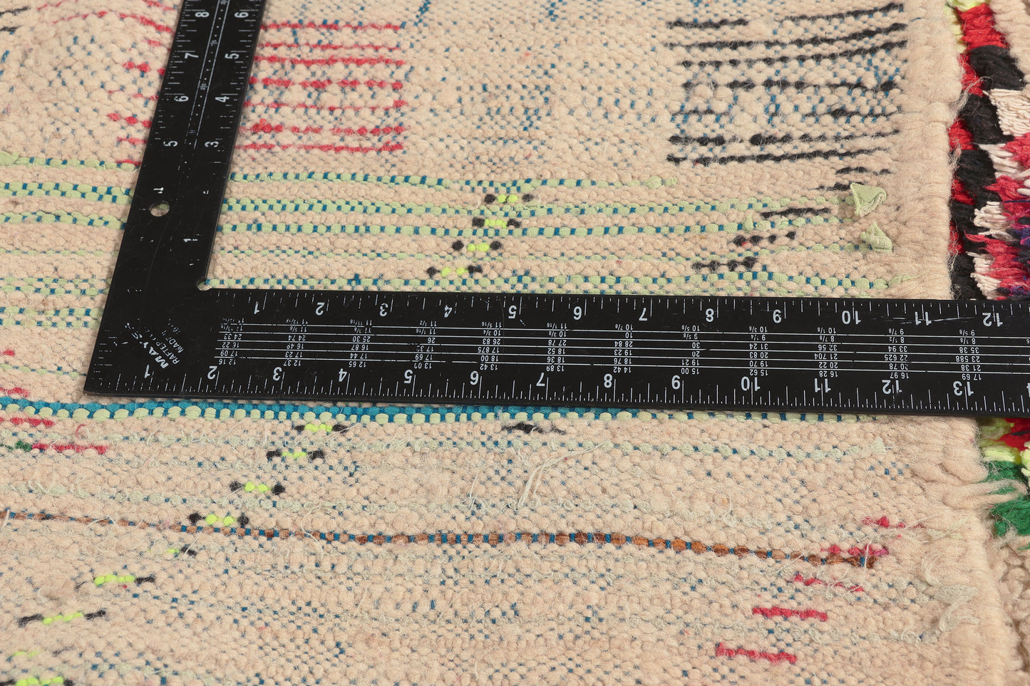 4 x 7 - Beige Vintage Azilal Moroccan Rug - 22013