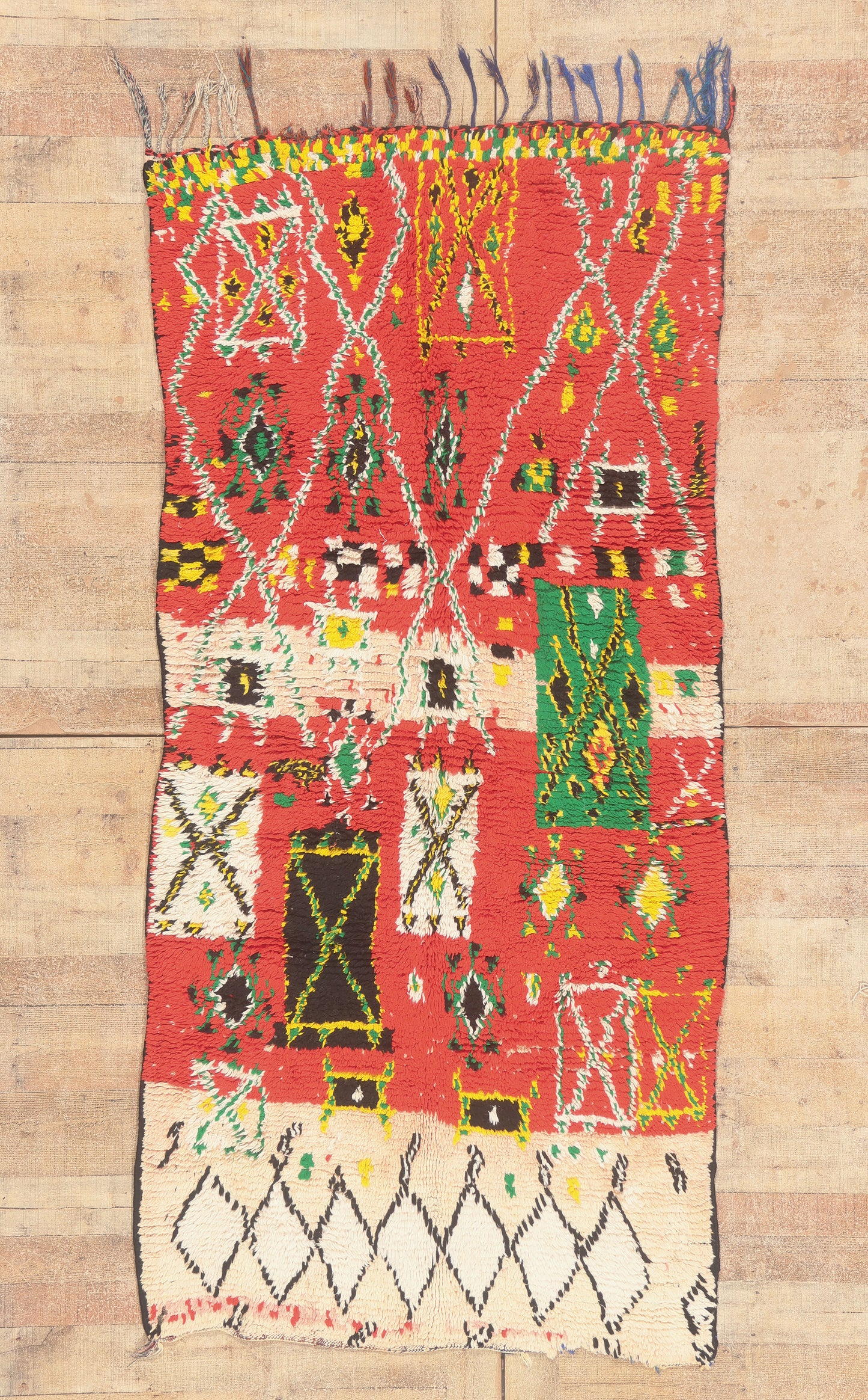 4 x 8 - Red Vintage Boujad Moroccan Rug - 22017