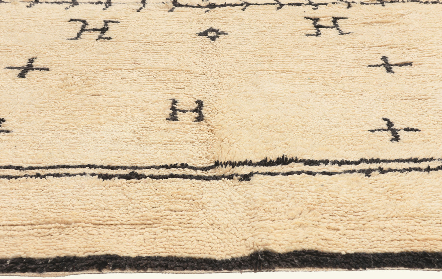 6 x 9 - Ivory Vintage Azilal Moroccan Rug - 22021
