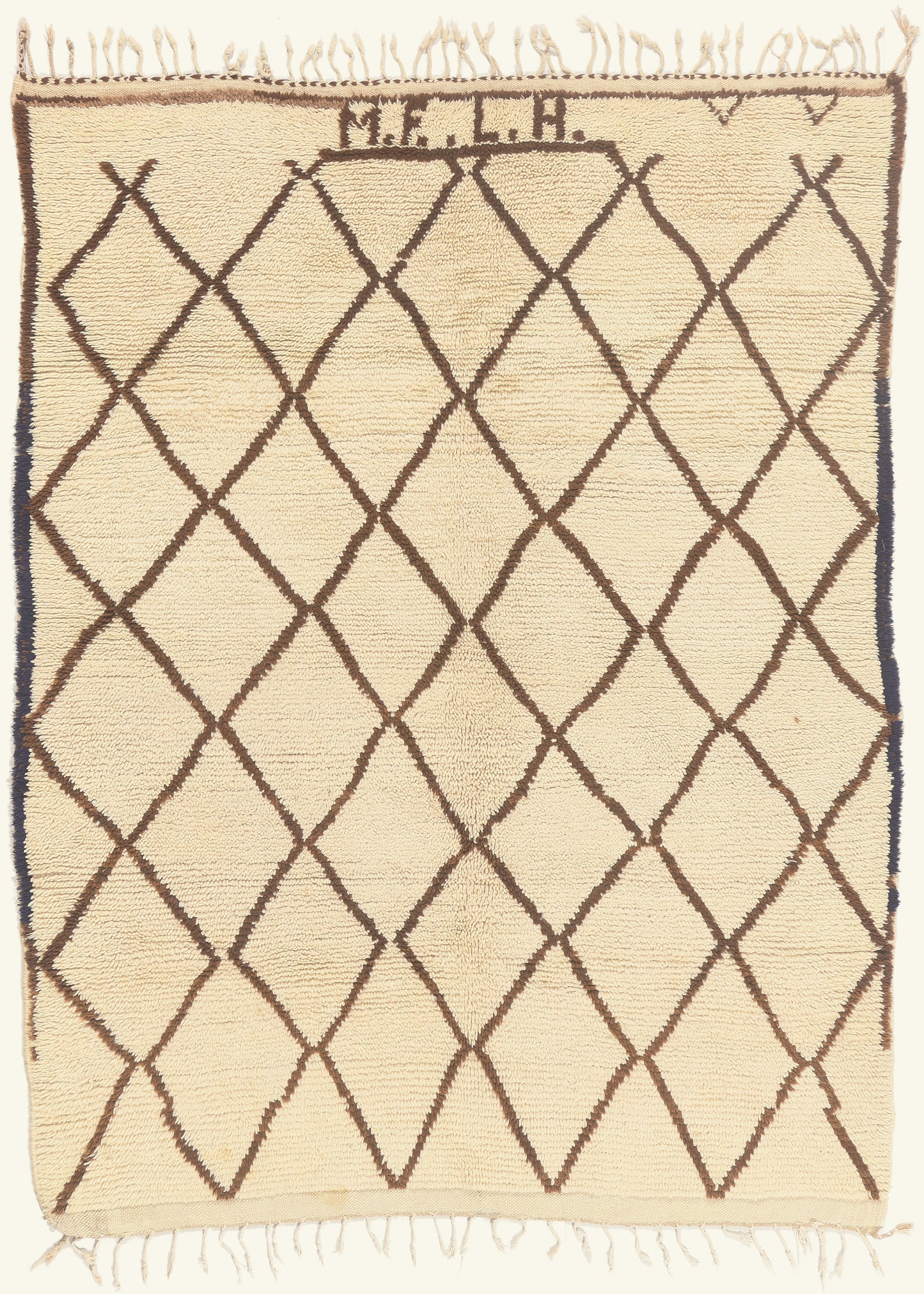 6 x 8 - Ivory Vintage Azilal Moroccan Rug - 22033