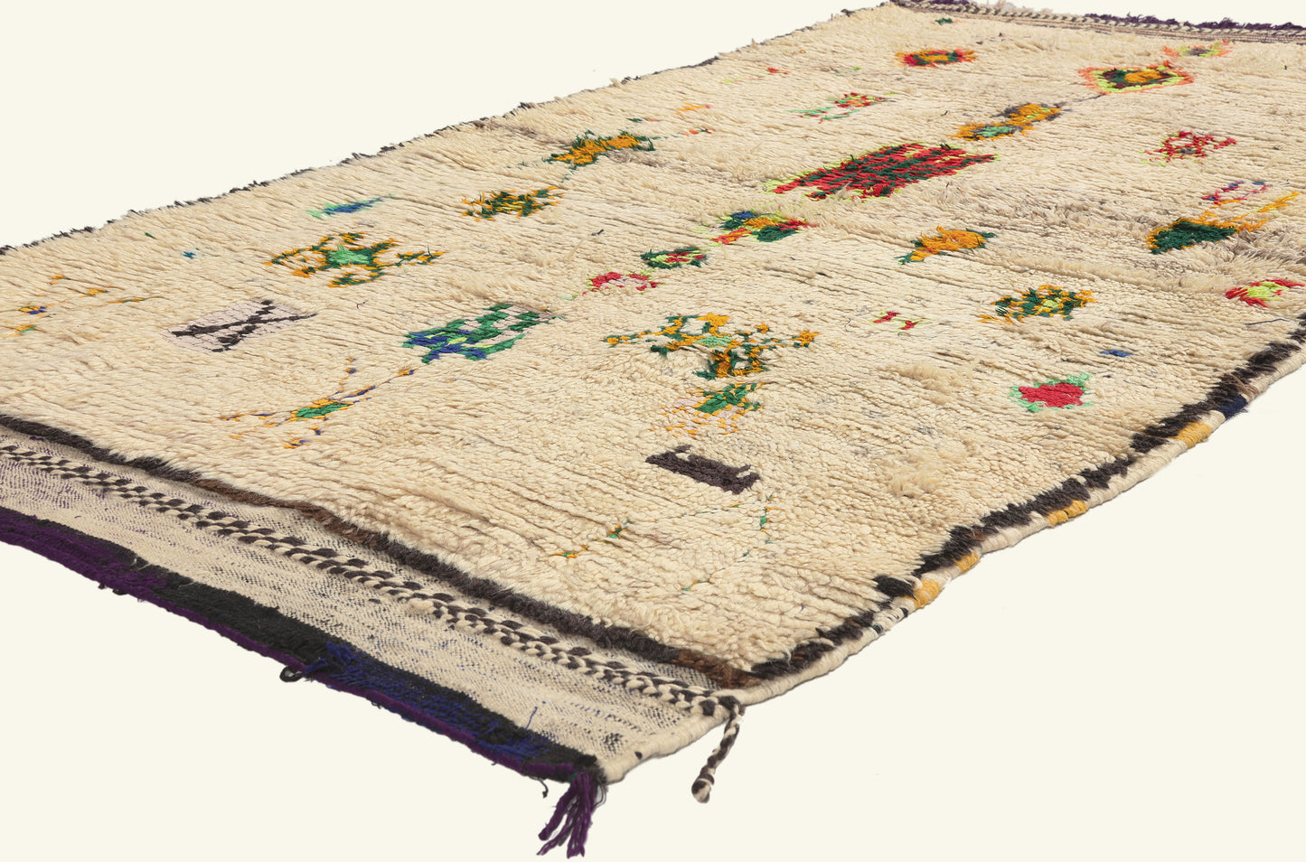 4 x 7 - Ivory Vintage Azilal Moroccan Rug - 22044