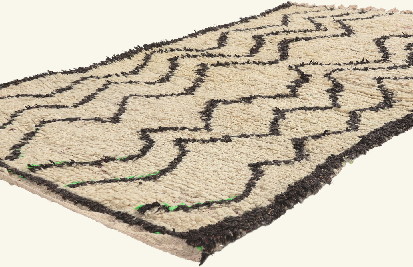 4 x 6 - Ivory Vintage Azilal Moroccan Rug - 22045