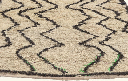 4 x 6 - Ivory Vintage Azilal Moroccan Rug - 22045