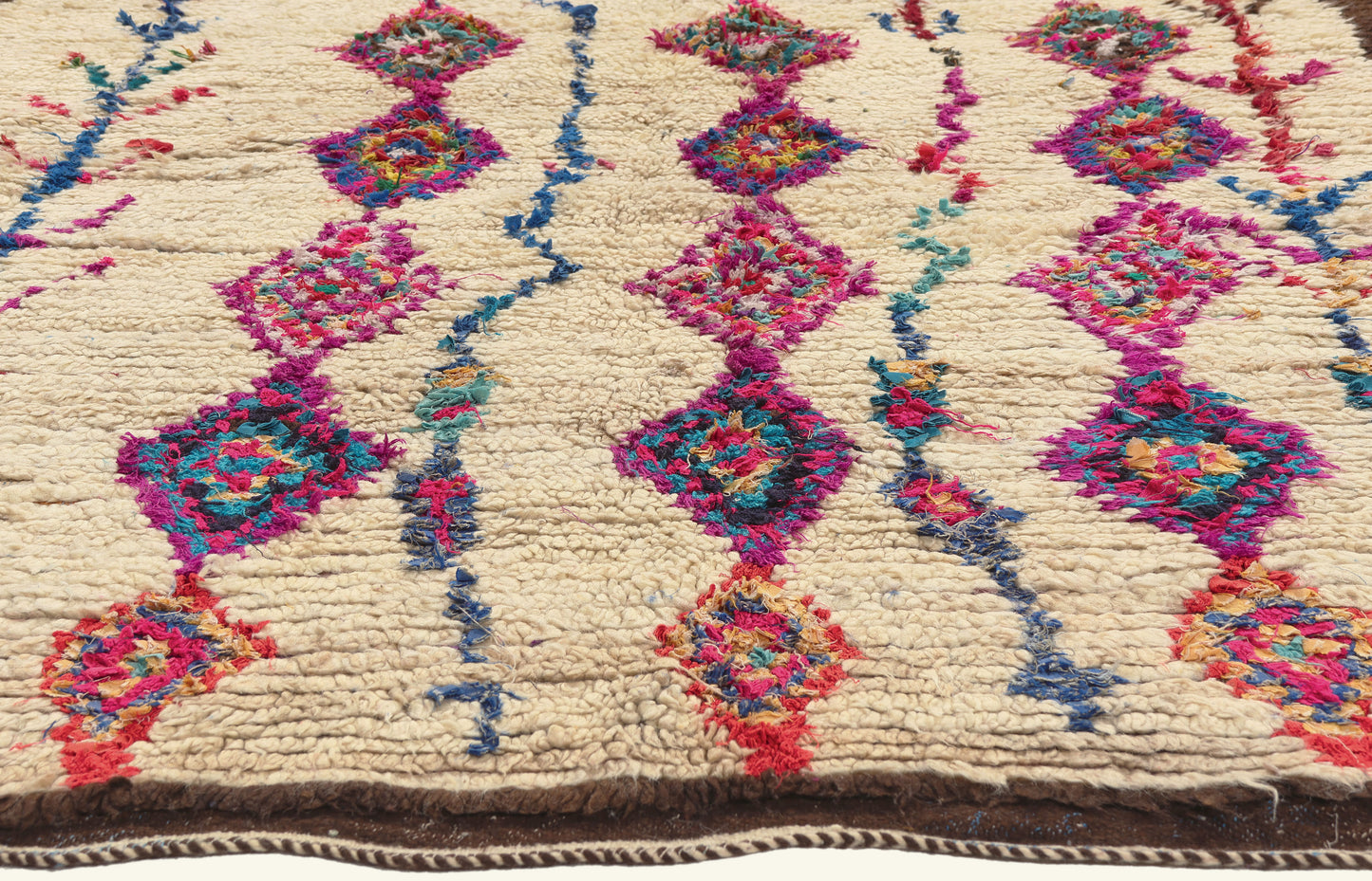 5 x 9 - Ivory Vintage Azilal Moroccan Rug - 22049