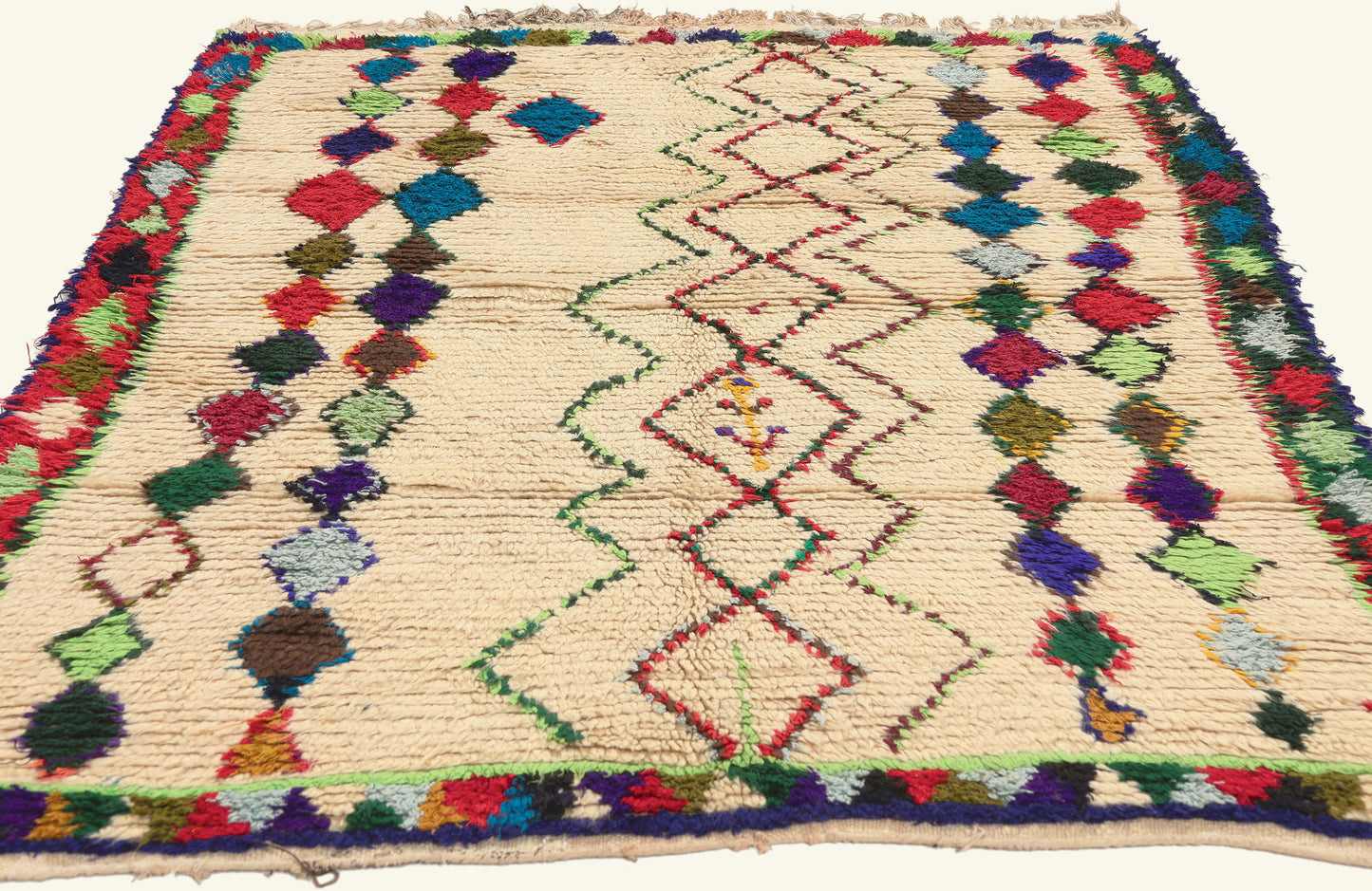 4 x 6 - Ivory Vintage Azilal Moroccan Rug - 22059