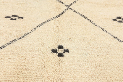 5 x 9 - Ivory Vintage Azilal Moroccan Rug - 22062
