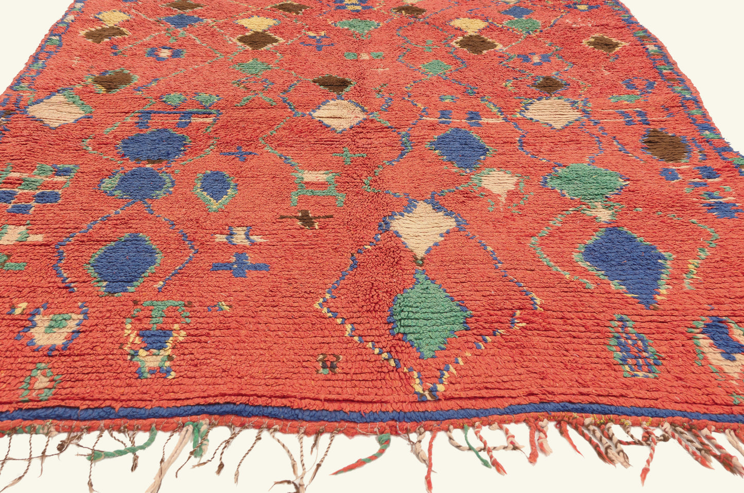 4 x 10 - Red Vintage Azilal Moroccan Rug - 22065
