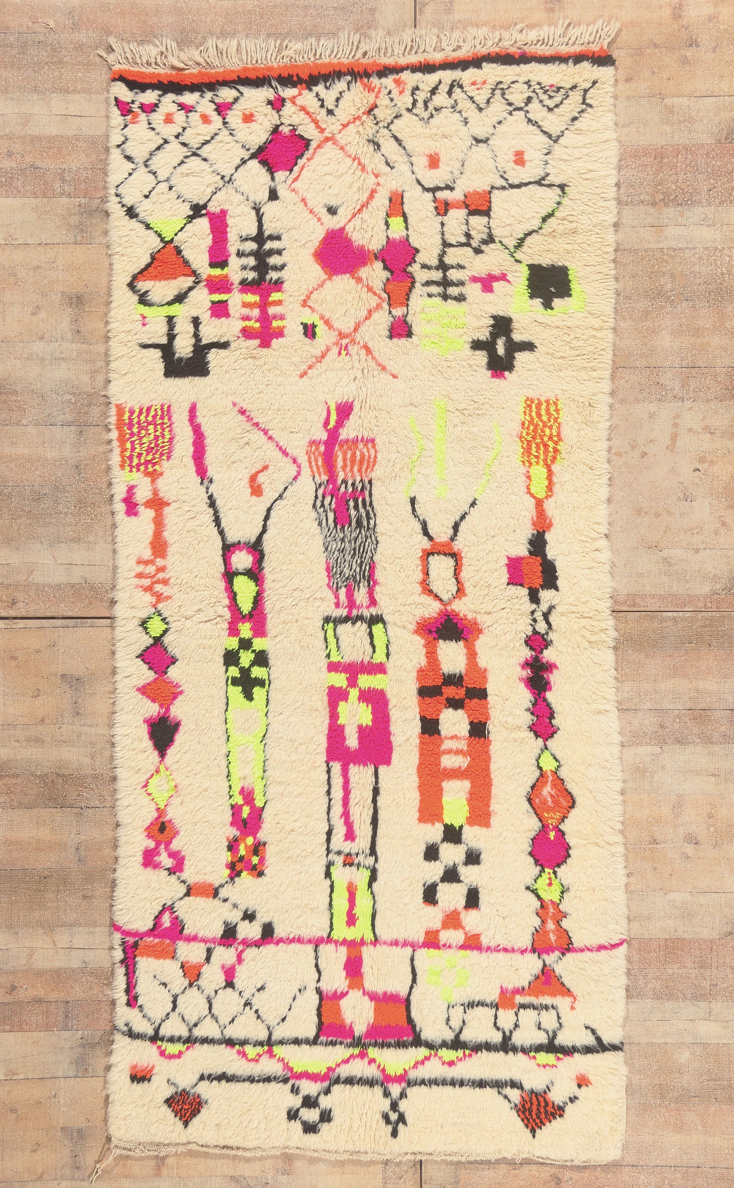 4 x 10 - Ivory Vintage Azilal Moroccan Rug - 22067