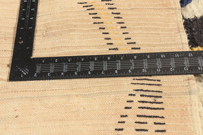 7 x 9 - Ivory Vintage Beni Ourain Moroccan Rug - 22069